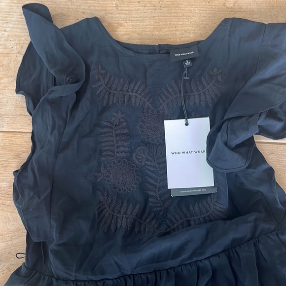 Long Black embroidered front dress. NWT WHO WHAT WHERE - Picture 2 of 5